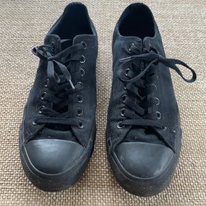 Converse sneaker